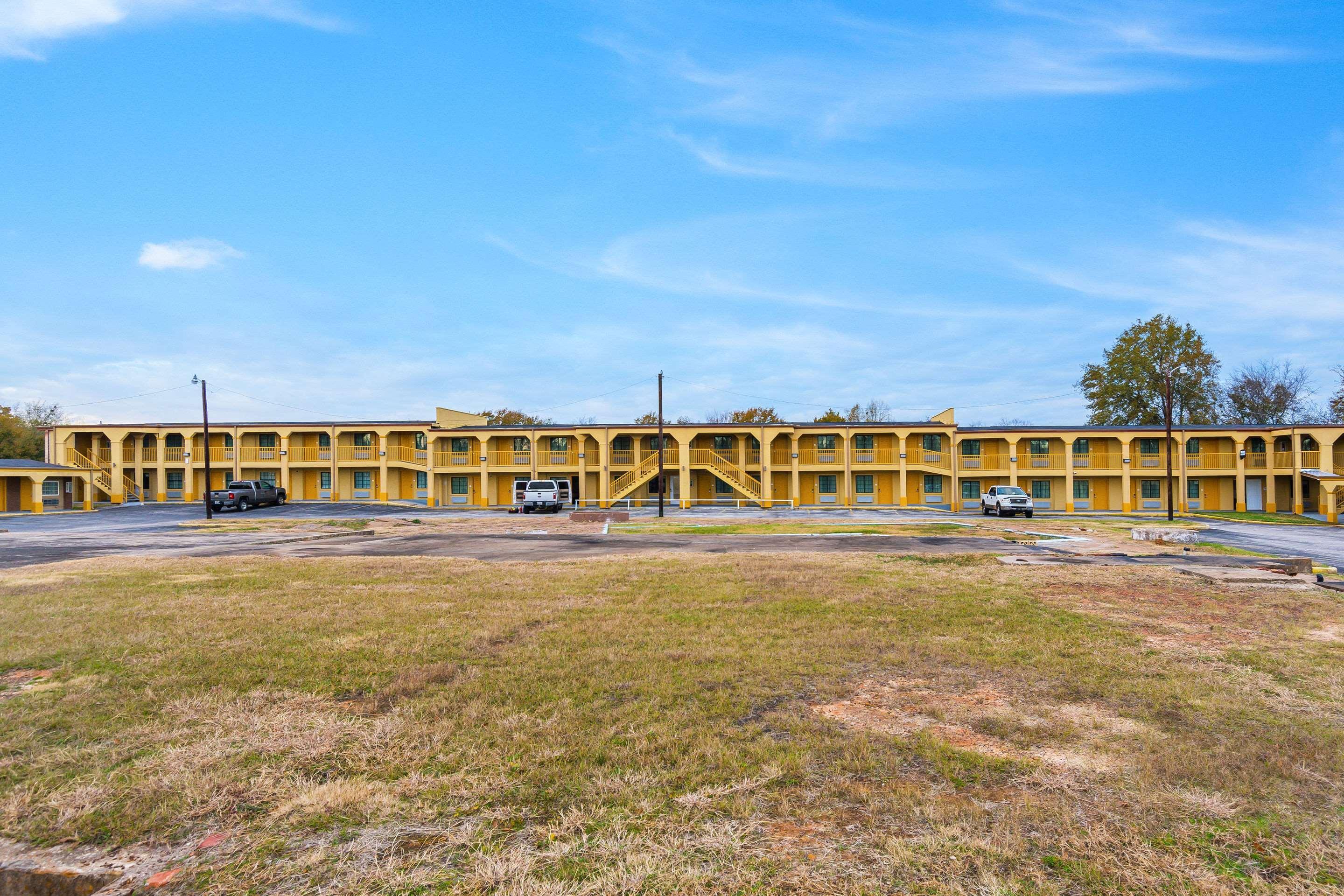 Готель Super 8 By Wyndham Palestine Tx Екстер'єр фото