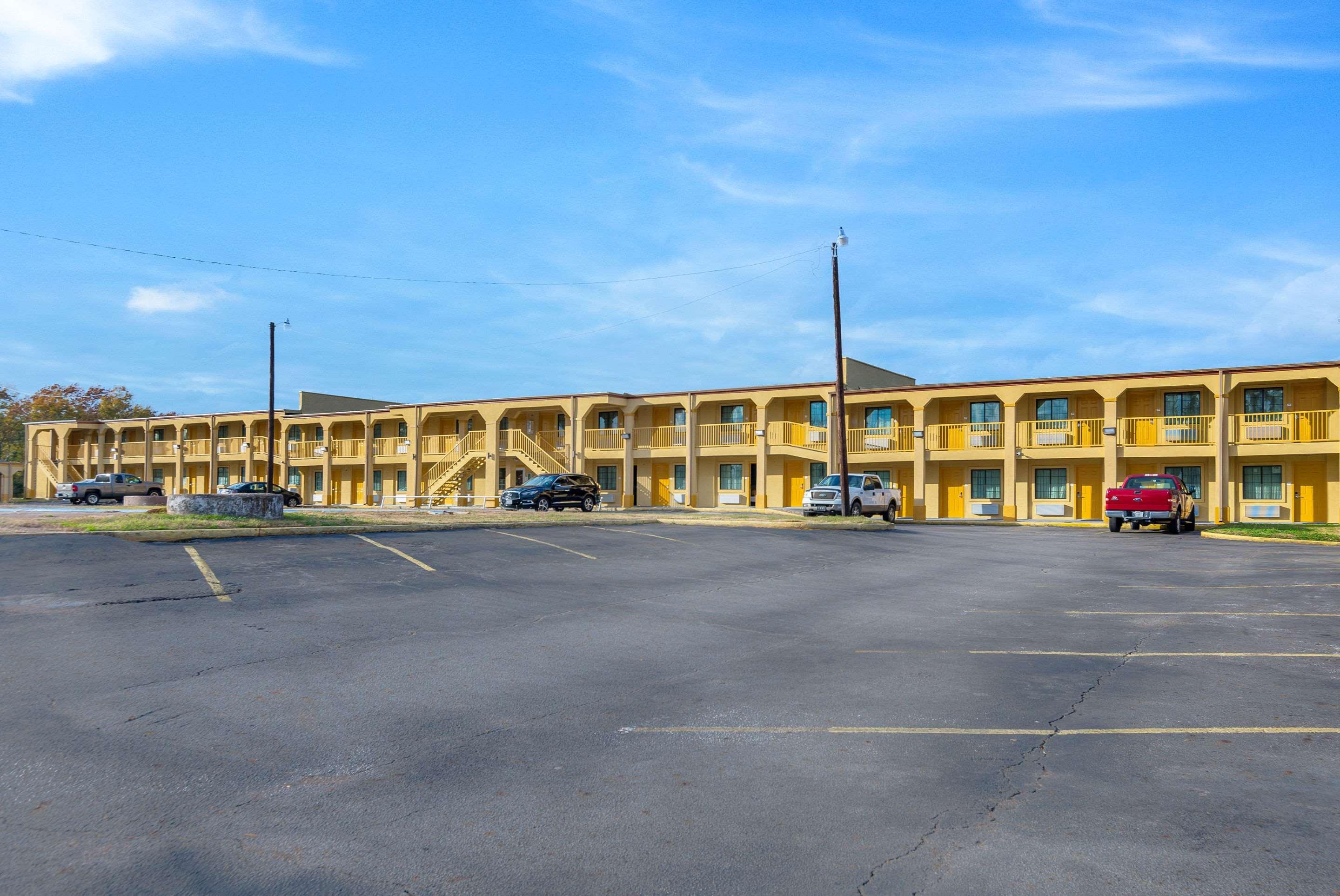Готель Super 8 By Wyndham Palestine Tx Екстер'єр фото