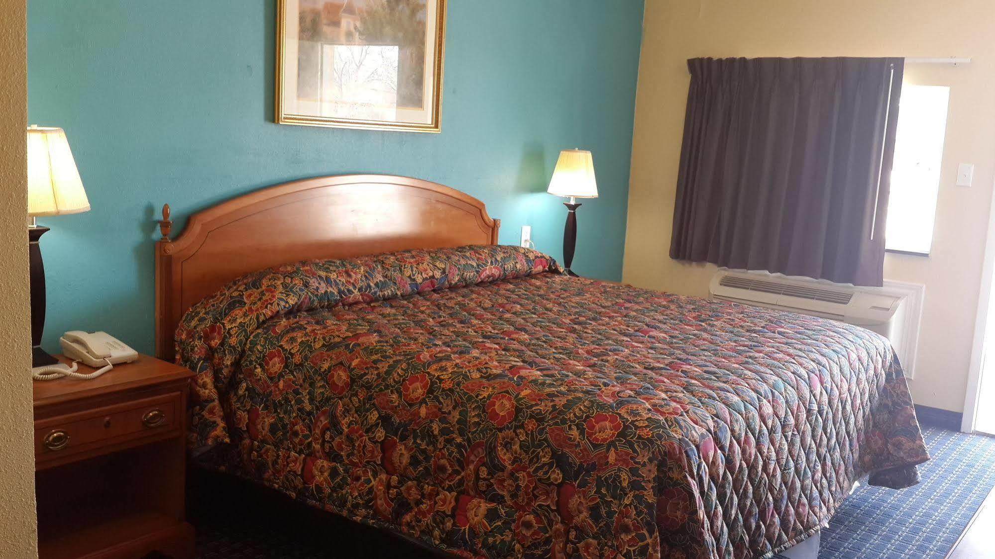 Готель Super 8 By Wyndham Palestine Tx Екстер'єр фото